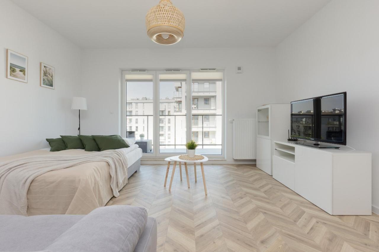 Ursus Sunny Studio For 4 Guests With Parking & Balcony By Noclegi Renters Warsaw Ngoại thất bức ảnh
